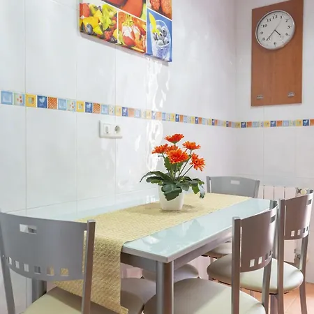 Appartement En Con Piscina Comunitario Badames