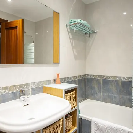 En Con Piscina Comunitario Appartement Badames